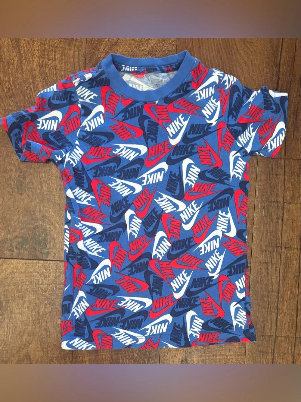 Nike boy youth bundle 4 pieces XS extra small 7, 6-7 years shorts tank shirts